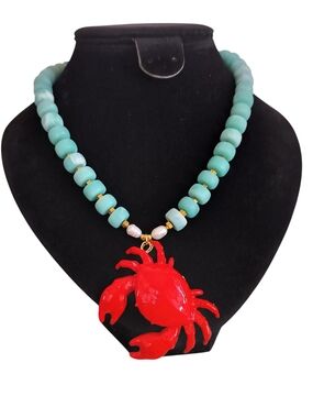 Sea Green Beaded Chocker Necklace With Red Crab Pendant
